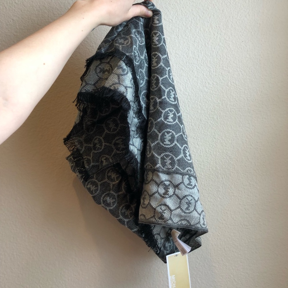 Michael Kors Scarf